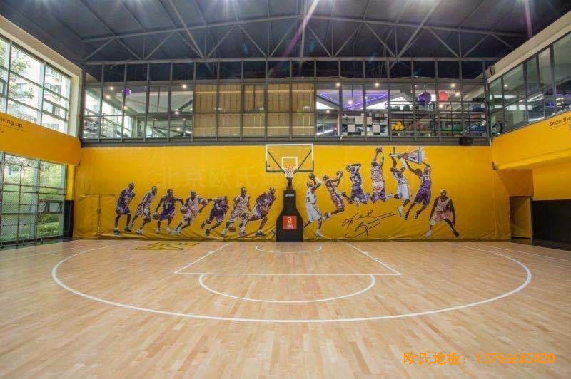 ���K�P(y��ng)�ݺ��m�­����@���^�\(y��n)�ӵذ尲�b����