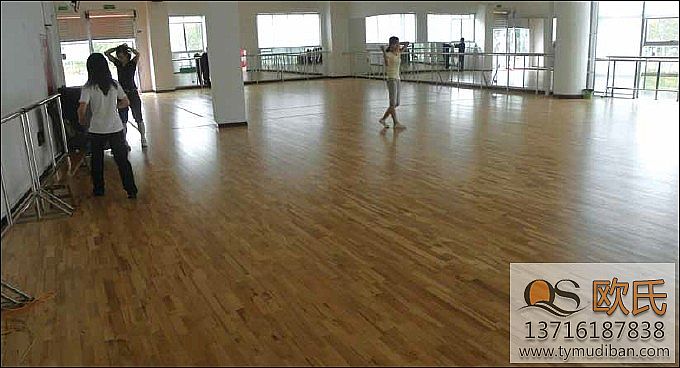 ��(sh��)ľ�\(y��n)�ӵذ��xُ�cʹ�Æ��}